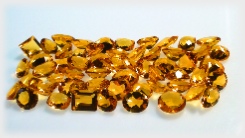 Fine, Rich Golden Citrine Gemstone Lot of 200 carets, sizes 1-5 ct., mixed shapes