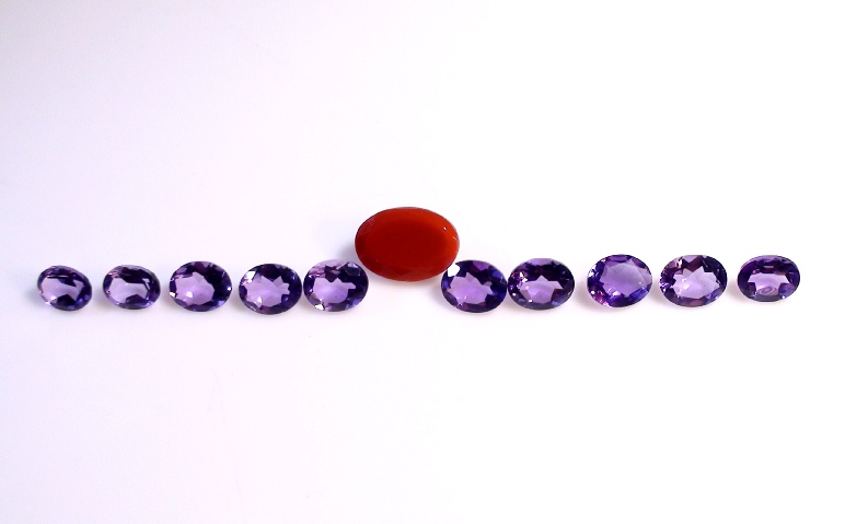 Amethyst and Red Jasper Faceted Gemstone Kit.