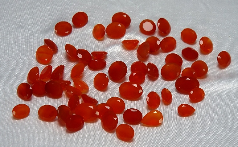 Orange Faceted Carnelian Gemstone Lot of 200 carets